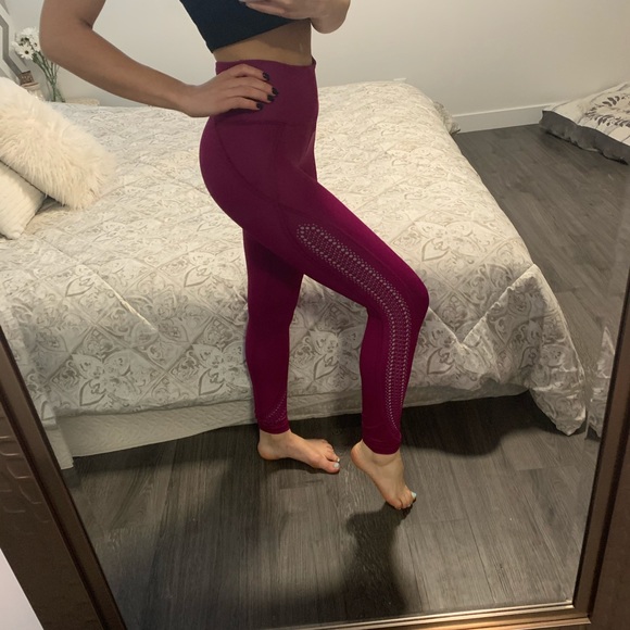 Victoria Secret Sport - Picture 2 of 3